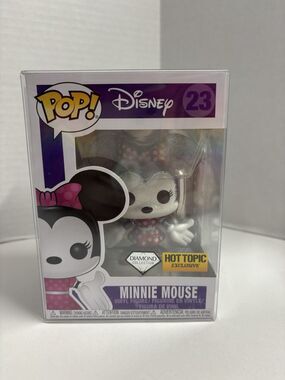 Funko POP! Disney Diamond Collection Minnie Mouse #23 Hot Topic Glitter In Case